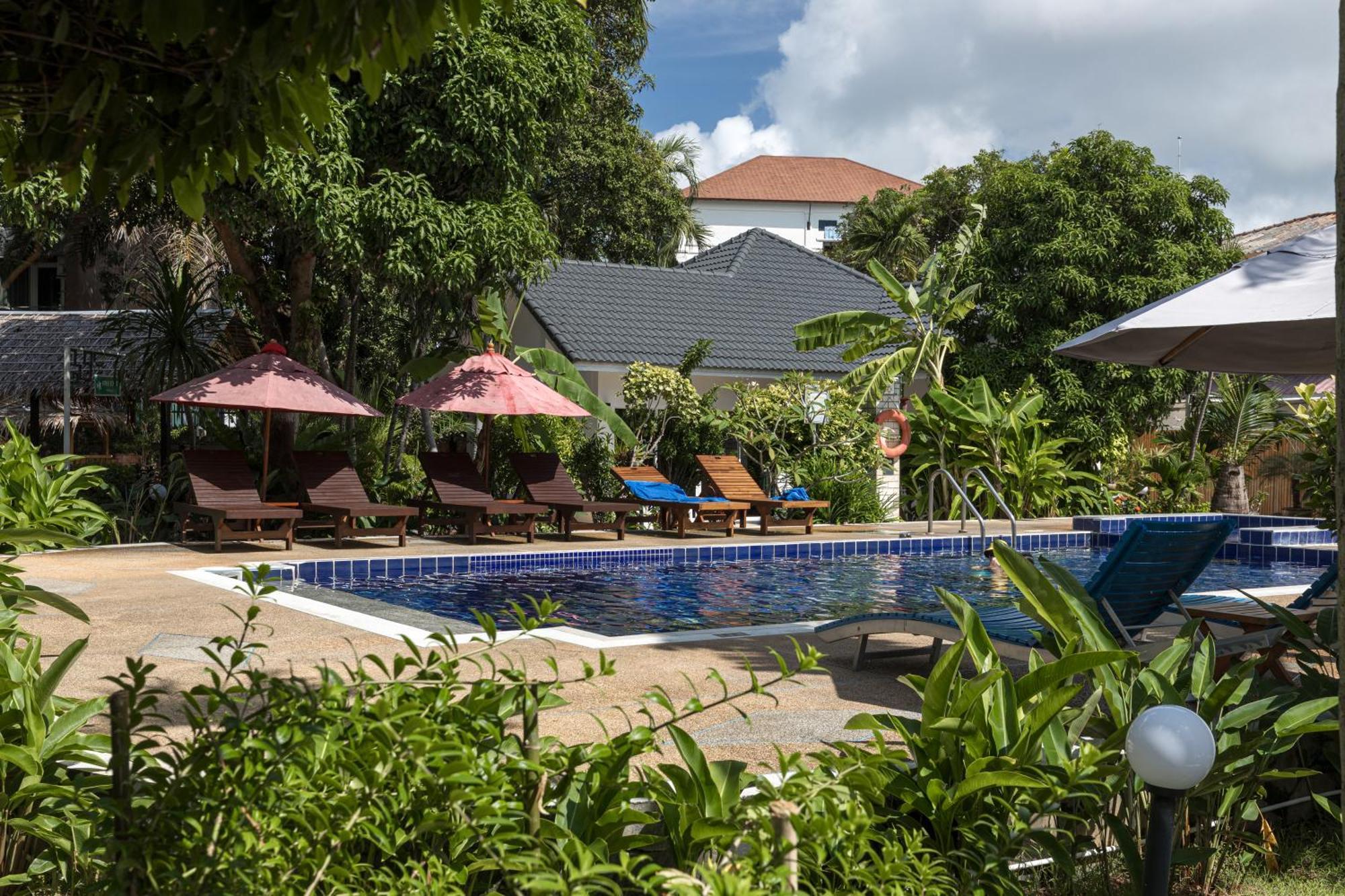 Blue Palm Kata Resort Exterior foto